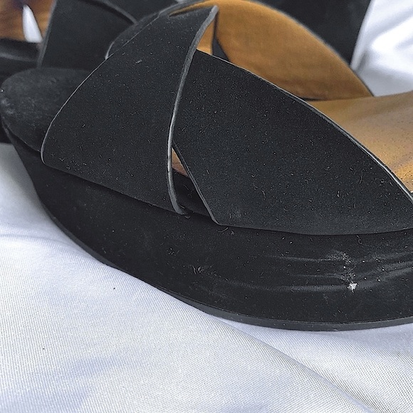 Qupid Wedge Sandals - Picture 5 of 5